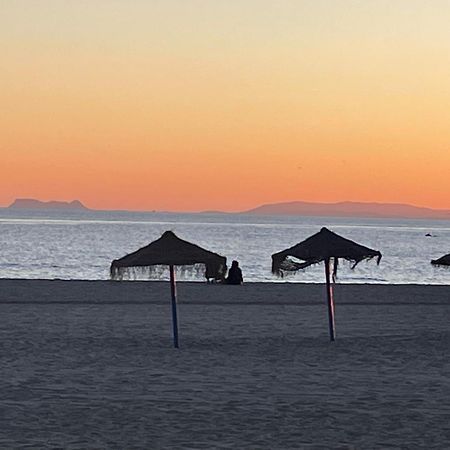 Dream By The Sea Apartment ฟูเอนฮิโรลา ภายนอก รูปภาพ