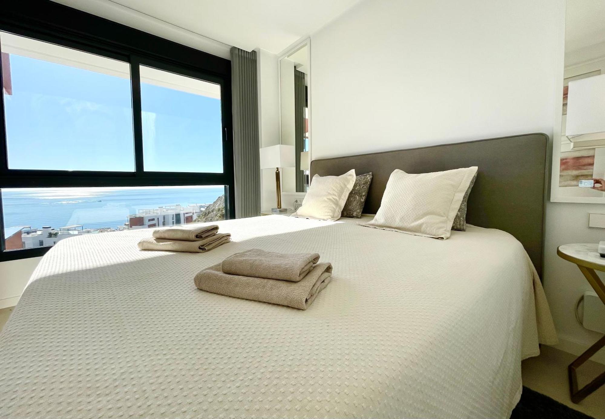Dream By The Sea Apartment ฟูเอนฮิโรลา ภายนอก รูปภาพ
